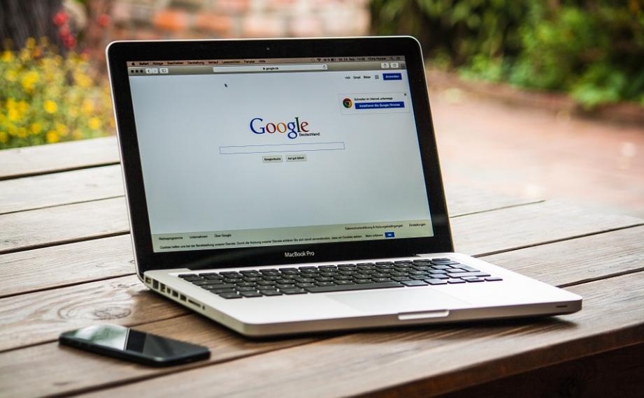 google icon on the screen